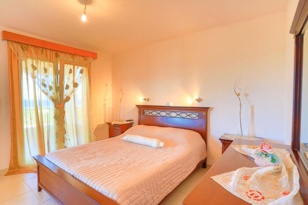 Villa Dersea Acharavi  Luaran gambar
